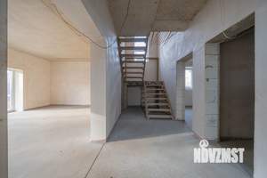 Дом 182м², 2-этажный, участок 14 сот.  