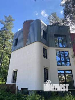 Коттедж 213м², 3-этажный, участок 2 сот.  