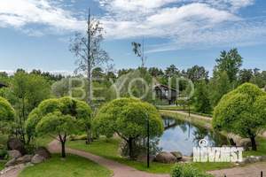 Дом 501м², 3-этажный, участок 13 сот.  