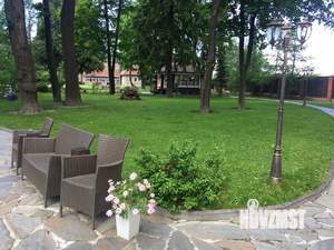 Дом 300м², 2-этажный, участок 70 сот.  