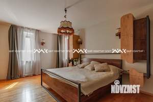 Таунхаус 342м², 3-этажный, участок 1 сот.  