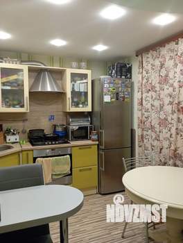 Дом 64м², 2-этажный, участок 3 сот.  