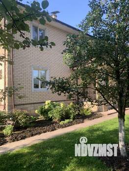 Коттедж 347м², 2-этажный, участок 15 сот.  