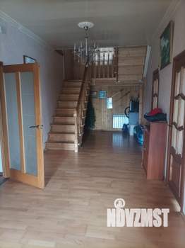 Коттедж 230м², 2-этажный, участок 8 сот.  