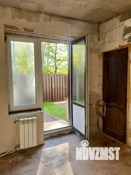 Таунхаус 42м², 2-этажный, участок 1 сот.  