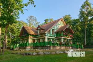 Дом 710м², 3-этажный, участок 50 сот.  