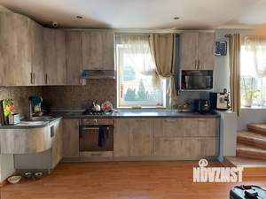 Дом 170м², 2-этажный, участок 17 сот.  