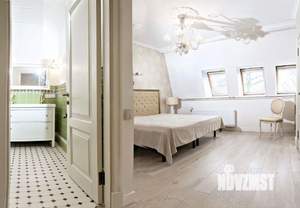 Таунхаус 180м², 3-этажный, участок 180 сот.  