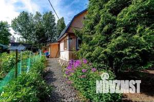 Дом 60м&sup2;, 2-этажный, участок 9 сот.  