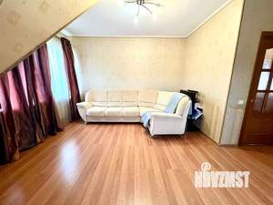 Дом 250м², 3-этажный, участок 12 сот.  