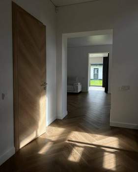 Дом 250м², 2-этажный, участок 14 сот.  