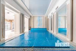 Дом 700м², 3-этажный, участок 26 сот.  