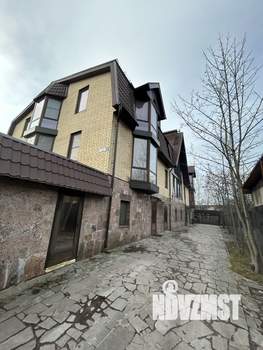 Таунхаус 241м², 3-этажный, участок 13 сот.  