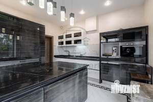 Коттедж 176м², 2-этажный, участок 12 сот.  