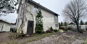 Дом 180м², 2-этажный, участок 6 сот.  