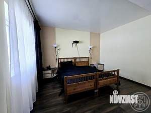 Дом 220м², 2-этажный, участок 6 сот.  