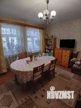 Дом 135м&sup2;, 2-этажный, участок 11 сот.  