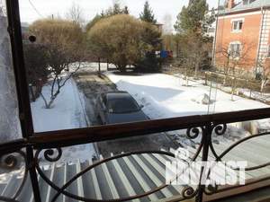 Дом 253м², 3-этажный, участок 10 сот.  