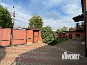 Дом 540м², 3-этажный, участок 11 сот.  