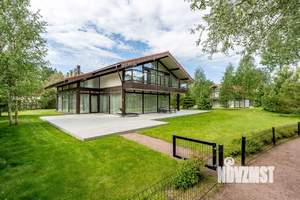 Коттедж 608м&sup2;, 2-этажный, участок 18 сот.  