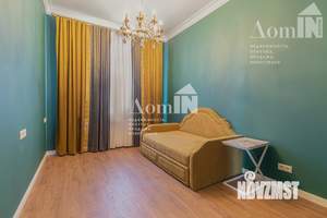 Коттедж 320м², 2-этажный, участок 12 сот.  