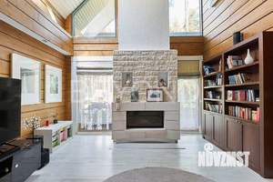 Дом 456м&sup2;, 2-этажный, участок 40 сот.  