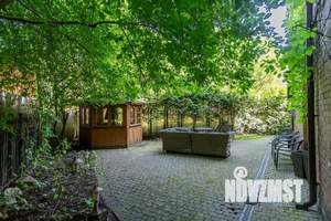 Таунхаус 265м², 4-этажный, участок 2 сот.  