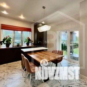 Коттедж 186м², 2-этажный, участок 8 сот.  