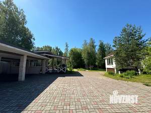 Дом 645м², 2-этажный, участок 26 сот.  