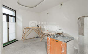 Дом 246м², 3-этажный, участок 2 сот.  