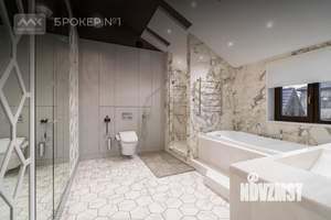 Дом 321м&sup2;, 2-этажный, участок 9 сот.  