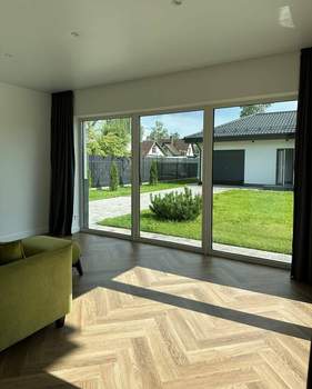 Дом 250м², 2-этажный, участок 14 сот.  