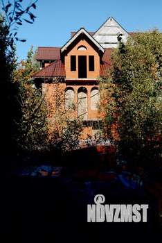 Дом 980м², 4-этажный, участок 12 сот.  