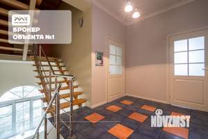 Дом 391м², 4-этажный, участок 32 сот.  