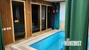 Дом 3000м&sup2;, 2-этажный, участок 100 сот.  