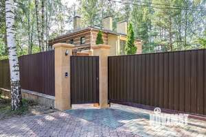 Коттедж 426м², 3-этажный, участок 19 сот.  