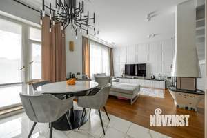 Таунхаус 190м², 3-этажный, участок 1 сот.  