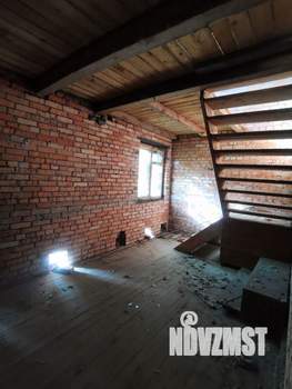 Дом 160м², 3-этажный, участок 10 сот.  