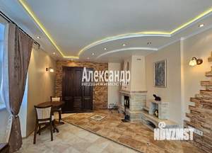 Дом 267м², 3-этажный, участок 14 сот.  