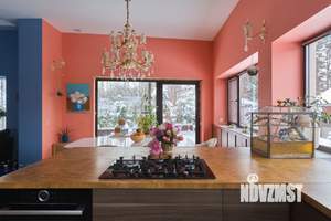 Коттедж 557м², 4-этажный, участок 16 сот.  