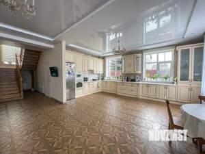 Коттедж 292м², 2-этажный, участок 12 сот.  