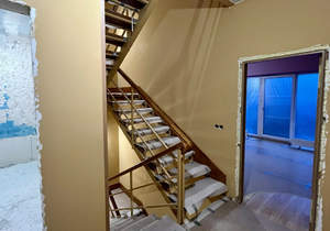 Дом 179м&sup2;, 3-этажный, участок 2 сот.  