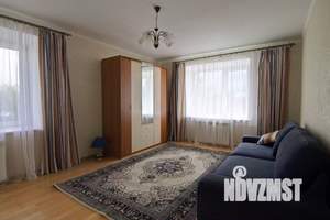 Дом 320м², 2-этажный, участок 14 сот.  