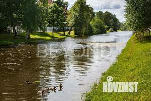 Дом 1278м², 3-этажный, участок 13 сот.  