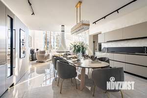 Дом 410м², 2-этажный, участок 18 сот.  