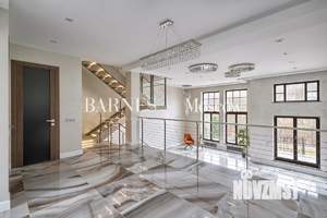 Таунхаус 263м&sup2;, 3-этажный, участок 2 сот.  