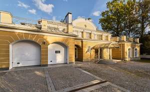 Дом 726м², 2-этажный, участок 19 сот.  