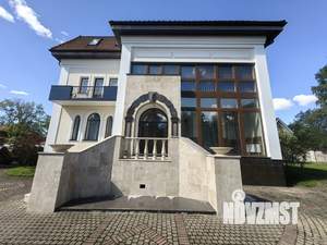 Коттедж 700м², 3-этажный, участок 21 сот.  