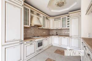 Таунхаус 280м², 3-этажный, участок 3 сот.  