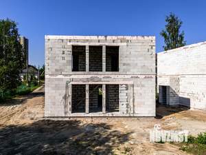 Коттедж 210м², 3-этажный, участок 4 сот.  